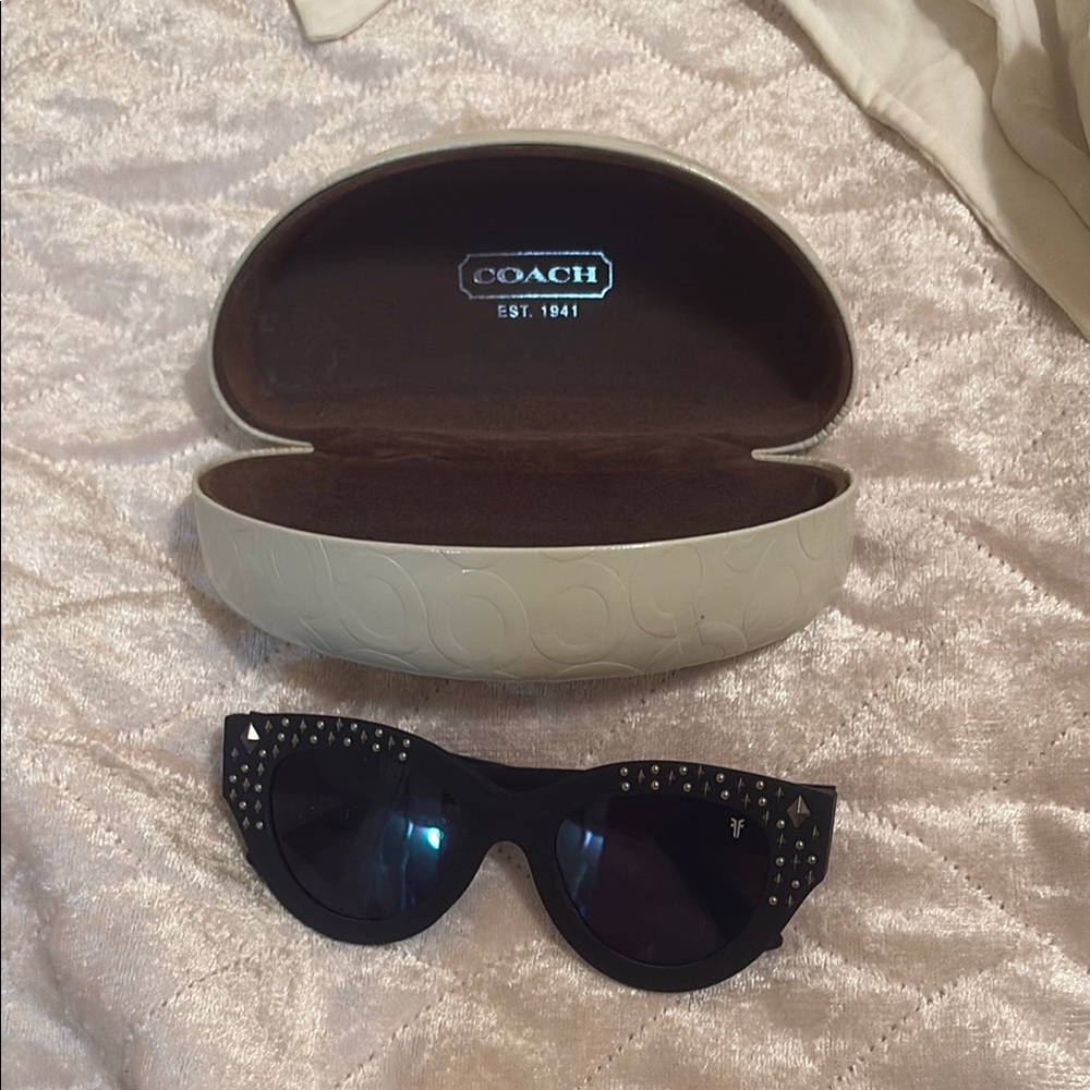 Frye Black Sunglasses Classic Design with coach case